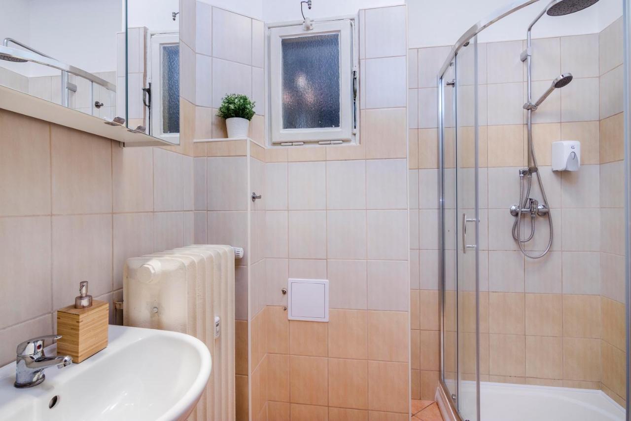 Apt In Prague Charles Bridge 1Km By Michal&Friends 外观 照片