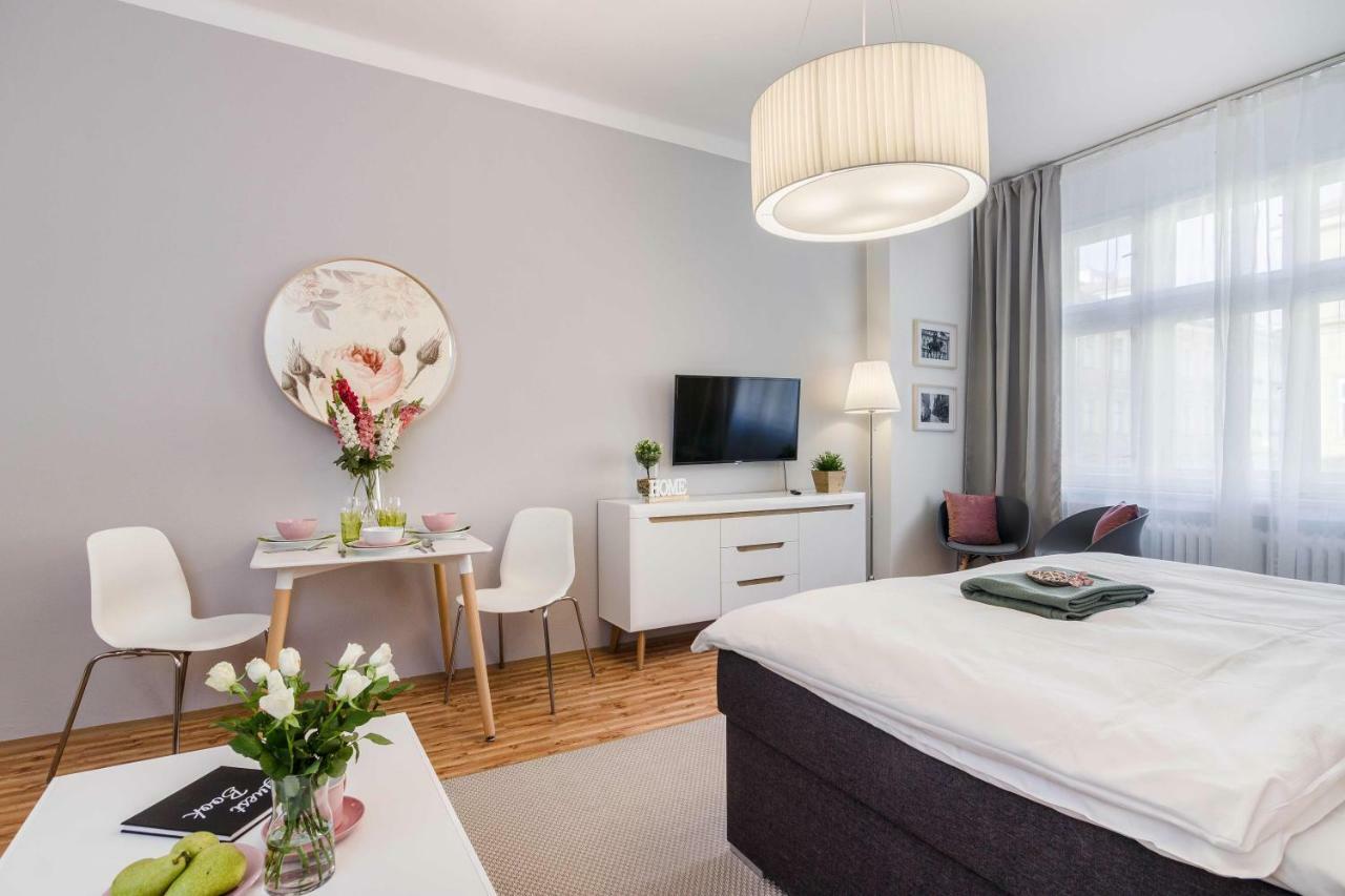 Apt In Prague Charles Bridge 1Km By Michal&Friends 外观 照片